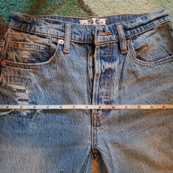 Free People RARE! Bombay jeans sz 25 BNWOT - Picture 10 of 13